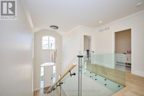 21 Ivy Crescent, Thorold (Confederation Heights), ON - Indoor Photo Showing Other Room