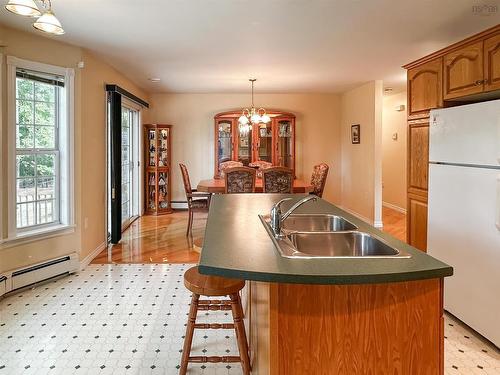 28 Bishop Avenue, New Minas, NS 