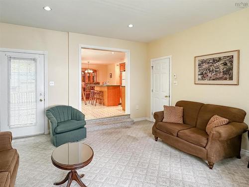 28 Bishop Avenue, New Minas, NS 