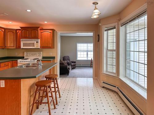 28 Bishop Avenue, New Minas, NS 