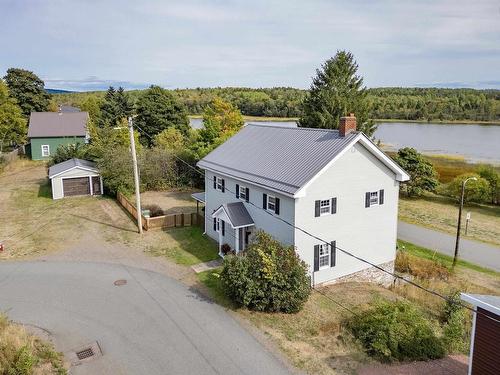 100 Spring Street, Parrsboro, NS 