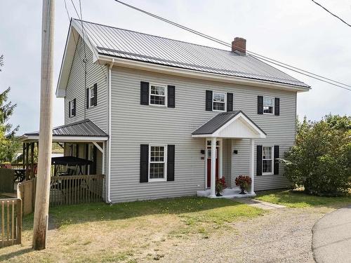 100 Spring Street, Parrsboro, NS 