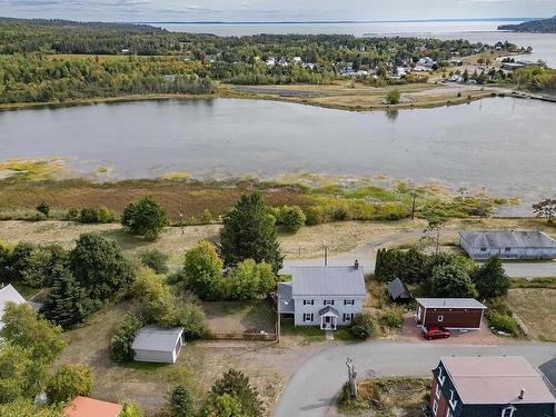 100 Spring Street, Parrsboro, NS 