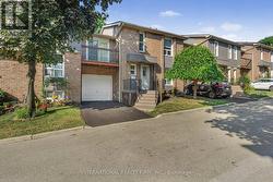 14 - 900 DUNDAS ST STREET W  Mississauga, ON L5C 3B3