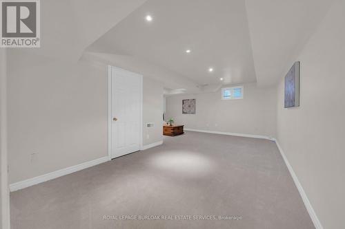 41 - 300 Ravineview Way, Oakville, ON - Indoor