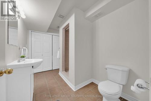 41 - 300 Ravineview Way, Oakville, ON - Indoor Photo Showing Bathroom