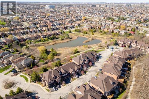 41 - 300 Ravineview Way, Oakville, ON - Outdoor With View