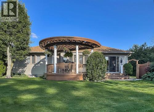 639 Secretariate Drive, St Clair, ON - Outdoor With Deck Patio Veranda