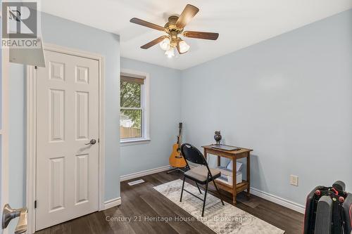 1842 Churchill Avenue, London East (East H), ON - Indoor