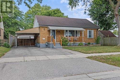 1842 Churchill Avenue, London East (East H), ON - Outdoor