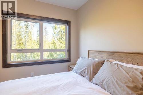 4576 Timberline Crescent Unit# 39, Fernie, BC - Indoor Photo Showing Bedroom