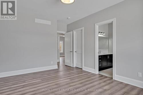 7 Nipigon Street, Kawartha Lakes (Verulam), ON - Indoor Photo Showing Other Room