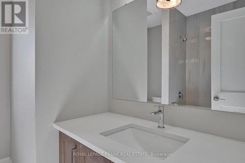 7 Nipigon Street, Kawartha Lakes (Verulam), ON - Indoor Photo Showing Bathroom