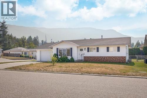 2625 Catherine Crescent, Armstrong, BC - Outdoor