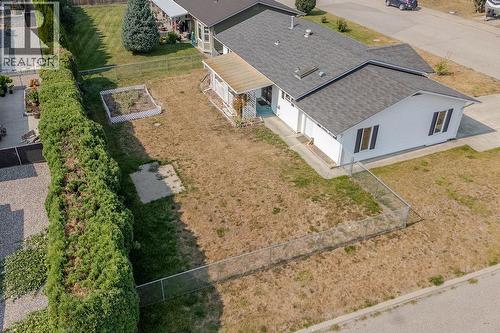 2625 Catherine Crescent, Armstrong, BC - Outdoor