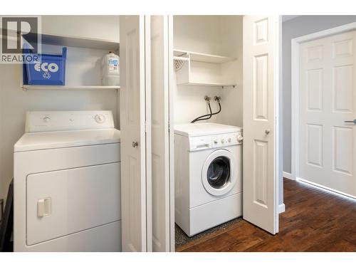 3155 Demontreuil Court Unit# 404, Kelowna, BC - Indoor Photo Showing Laundry Room