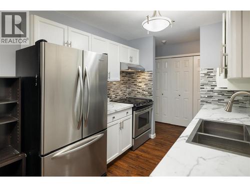 3155 Demontreuil Court Unit# 404, Kelowna, BC - Indoor Photo Showing Kitchen With Stainless Steel Kitchen With Upgraded Kitchen
