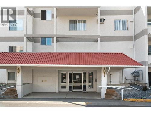 3155 Demontreuil Court Unit# 404, Kelowna, BC - Outdoor