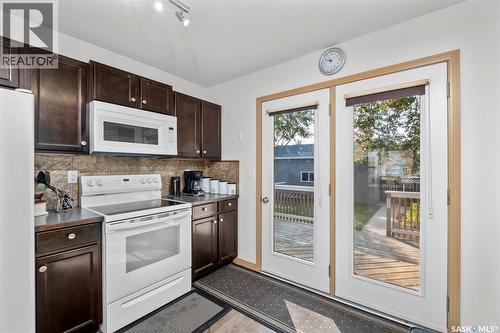 441 6Th Street E, Prince Albert, SK - Indoor Photo Showing Kitchen
