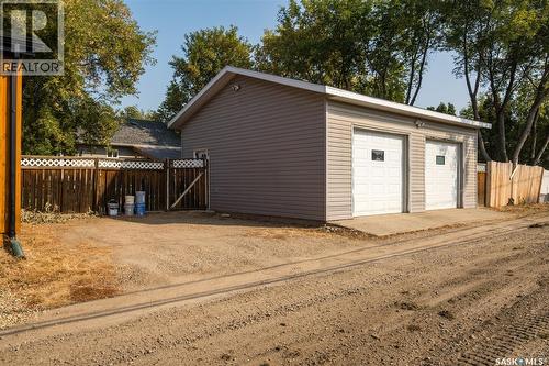 441 6Th Street E, Prince Albert, SK - Outdoor With Exterior