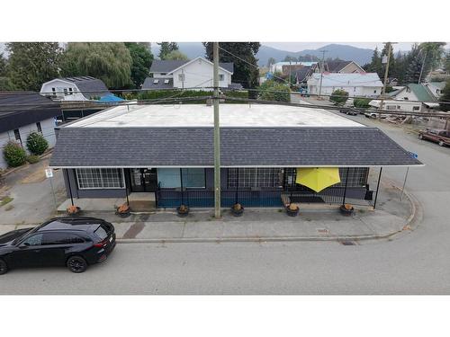 5814 Riverside Street, Abbotsford, BC 