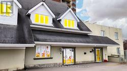 102 - 151 RANDALL STREET  Oakville, ON L6J 1P5