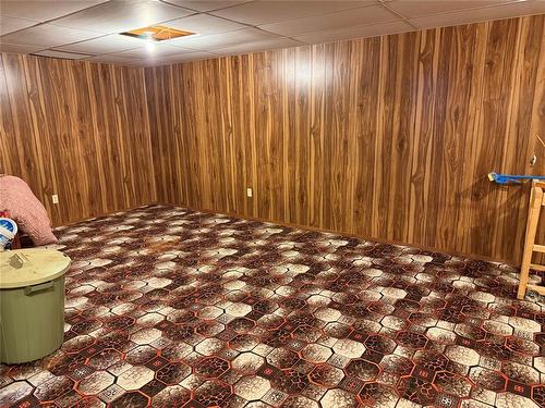 169 3Rd Avenue E, Benito, MB - Indoor