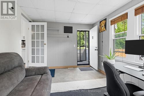 157 East 5Th Street, Hamilton, ON - Indoor Photo Showing Office