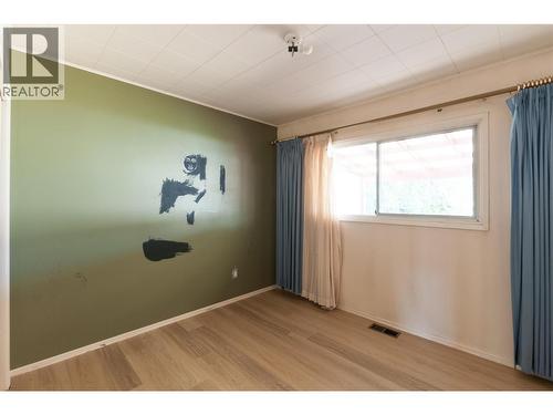 824 Grenfell Avenue, Kelowna, BC - Indoor Photo Showing Other Room