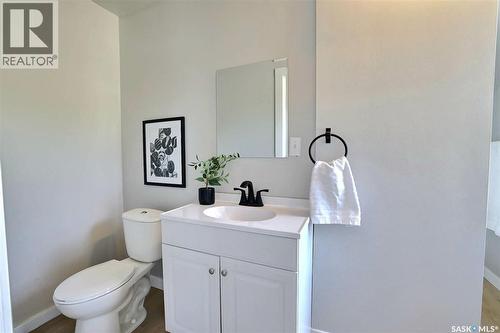 2050 Toronto Street, Regina, SK - Indoor Photo Showing Bathroom