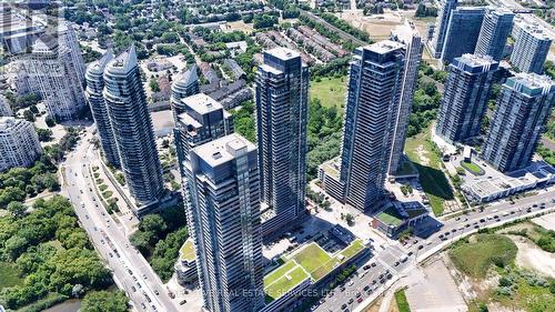Lph07 - 2200 Lakeshore Boulevard W, Toronto, ON - Outdoor