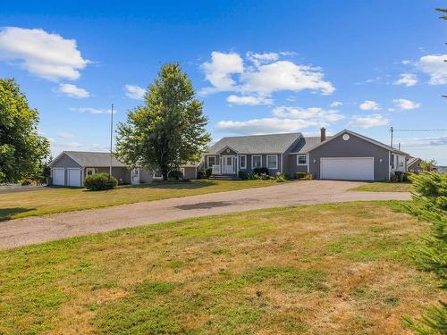 1 Edie'S Way, Stratford, PE 