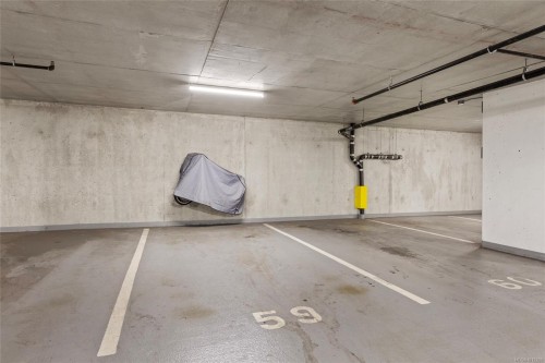 1203-989 Johnson St, Victoria, BC - Indoor Photo Showing Garage