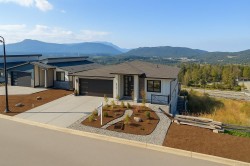 3195 Woodrush Dr  Duncan, BC V9L 0G1