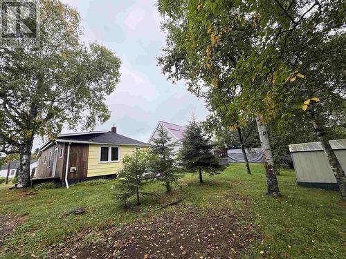 18 Hillcrest Ave, Wawa, ON - Outdoor