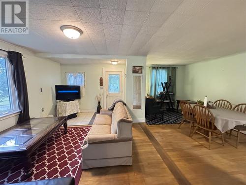 18 Hillcrest Ave, Wawa, ON - Indoor