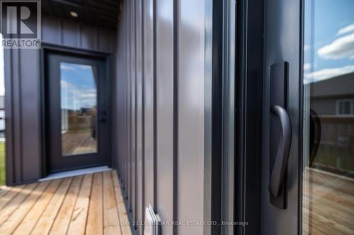 60 Hastings Park Drive, Belleville (Belleville Ward), ON -  With Exterior