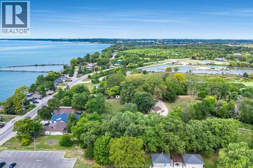 633 Point Pelee Drive, Leamington, ON 