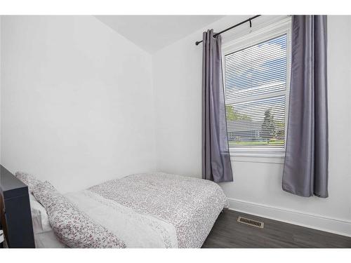 326 Michigan Avenue, Point Edward, ON 