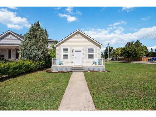 326 Michigan Avenue, Point Edward, ON 