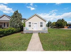 326 MICHIGAN Avenue  Point Edward, ON N7V 1E9