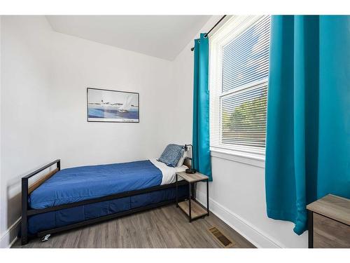 326 Michigan Avenue, Point Edward, ON 