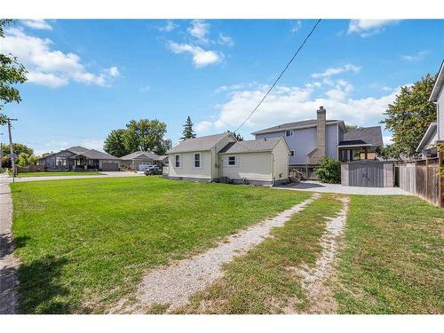 326 Michigan Avenue, Point Edward, ON 