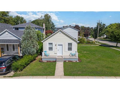 326 Michigan Avenue, Point Edward, ON 