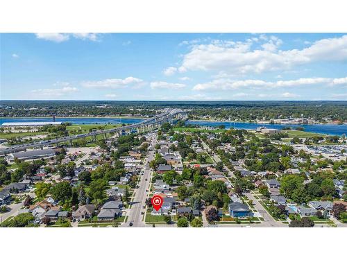 326 Michigan Avenue, Point Edward, ON 