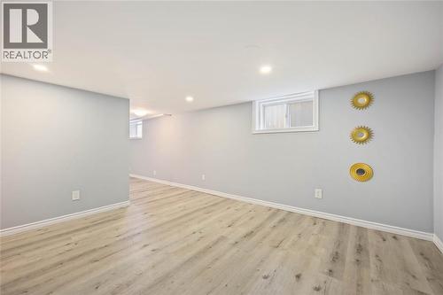 215 Elgin Street, Sarnia, ON - Indoor