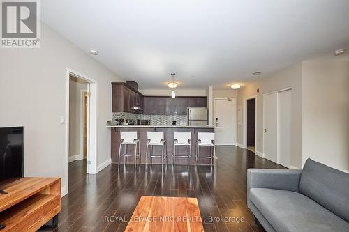 Open concept design. - 304 - 26 Wellington Street, St. Catharines (Downtown), ON - Indoor Photo Showing Living Room