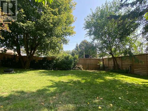 3989 Bloor Street W, Toronto, ON 