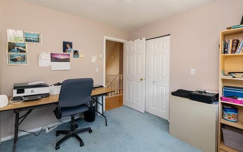 102 Kault Hill Road, Salmon Arm, BC - Indoor Photo Showing Office