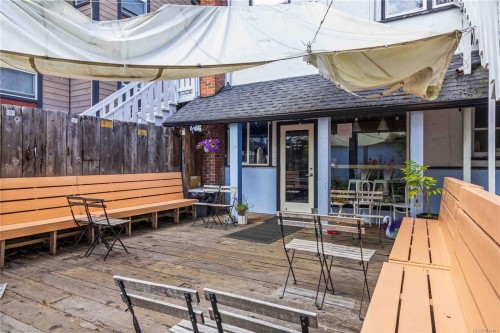 4-1827 Fairfield Rd, Victoria, BC 